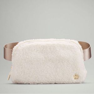 belt bag lululemon
